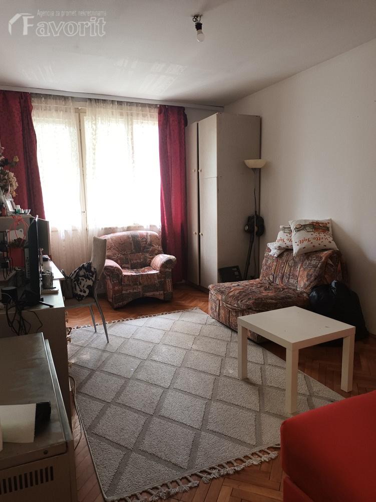 KARABURMA, MIRIJEVSKI BULEVAR, 41m2 1