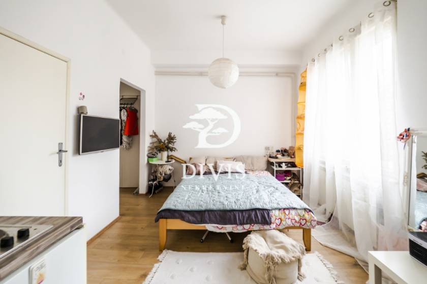 Salonski 3 0 stan na Dorćolu dve stambene jedinice 3
