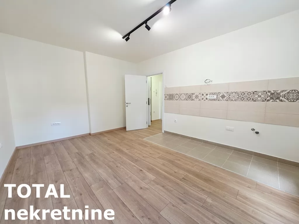 Stan,NOVI SAD,BULEVAR,kv: 37.00, € 120000, ID: 1102810 3