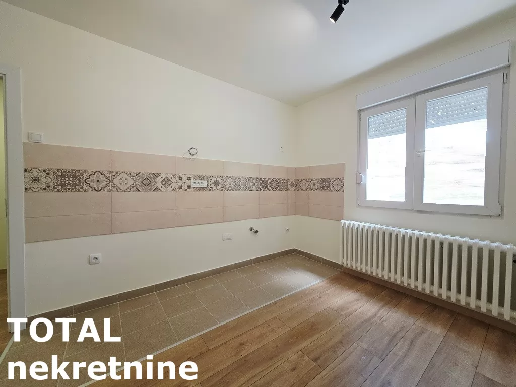 Stan,NOVI SAD,BULEVAR,kv: 37.00, € 120000, ID: 1102810 4
