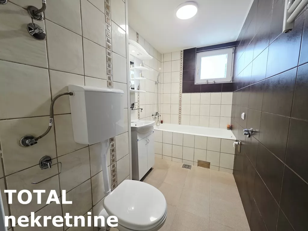 Stan,NOVI SAD,BULEVAR,kv: 37.00, € 120000, ID: 1102810 8