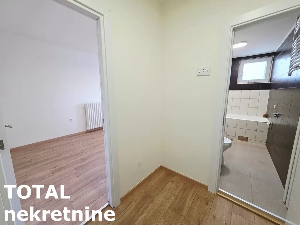 Stan,NOVI SAD,BULEVAR,kv: 37.00, € 120000, ID: 1102810 9