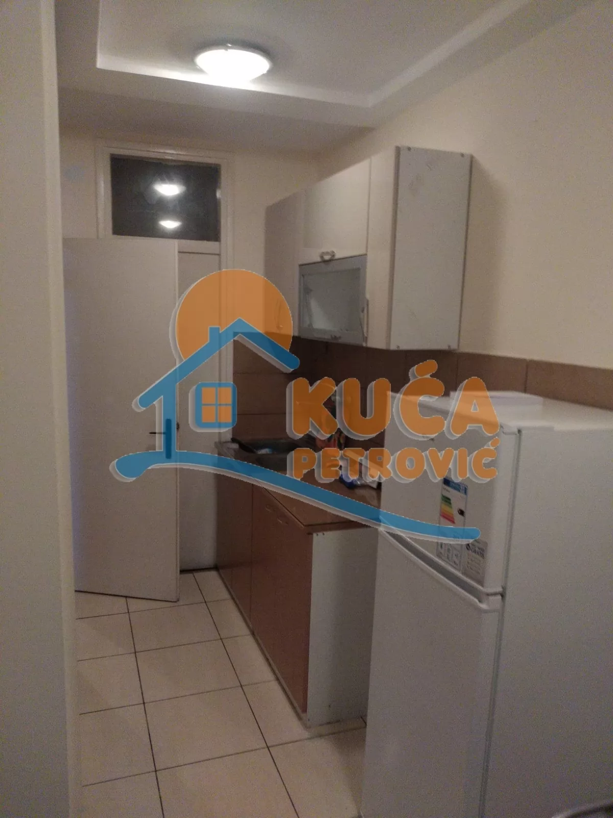 Trosoban stan, 60 m2, Medicinski fakultet, Nikole Kopernika ID: i-016876 2