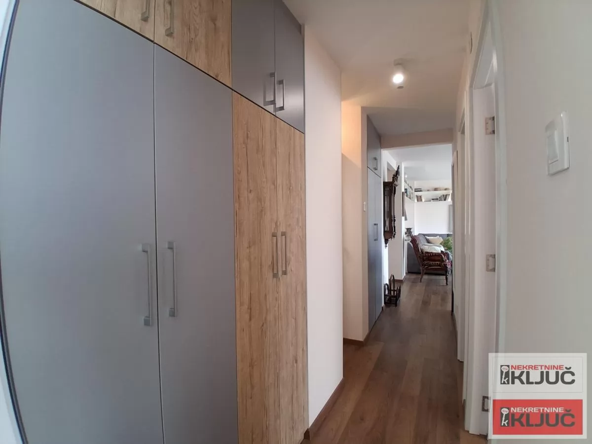 Trosoban stan, 76 m², Socijalno, Novi Sad, Namešten 10