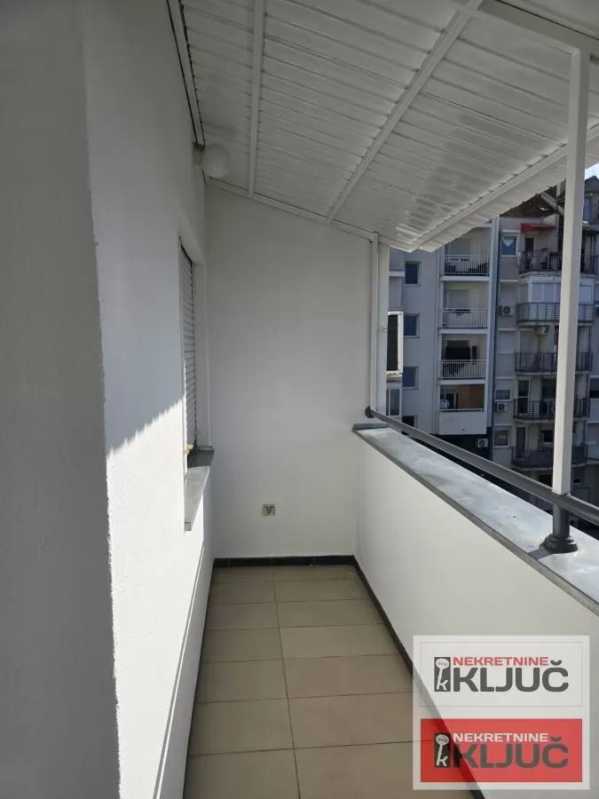 BULEVAR EVROPE, 96m2, Četvorosoban-Duplex 4
