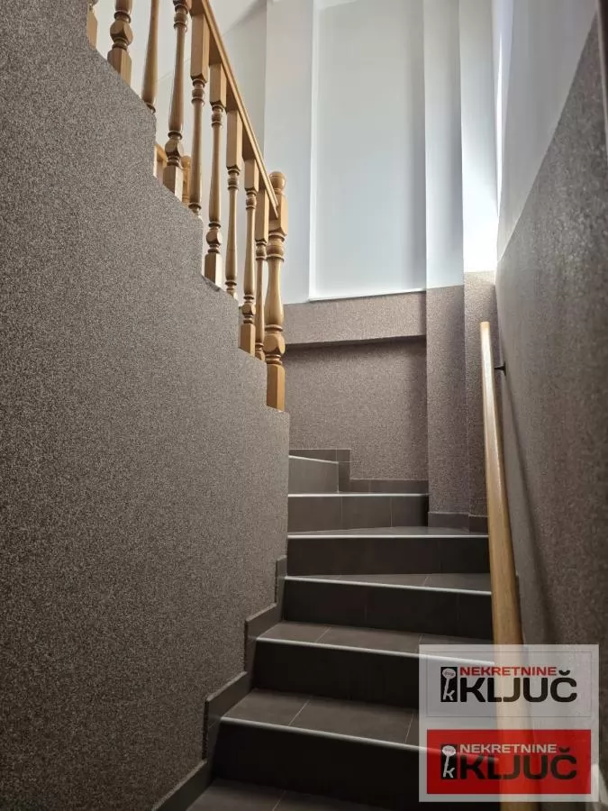 BULEVAR EVROPE, 96m2, Četvorosoban-Duplex 8