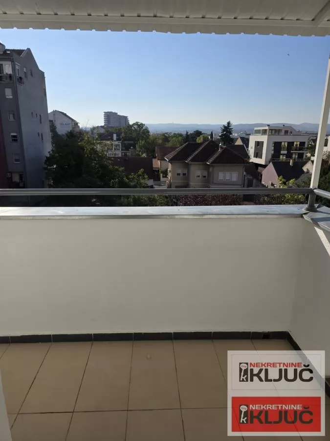 BULEVAR EVROPE, 96m2, Četvorosoban-Duplex 9