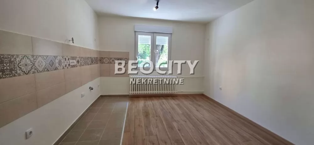Dvosoban stan, 37 m2, Novi Sad, Bulevar kralja Petra I ID: 133705 2