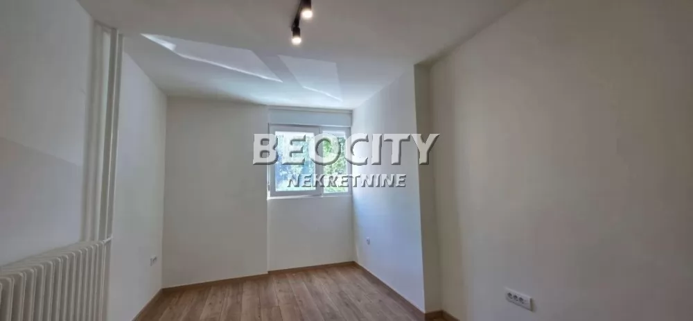 Dvosoban stan, 37 m2, Novi Sad, Bulevar kralja Petra I ID: 133705 5
