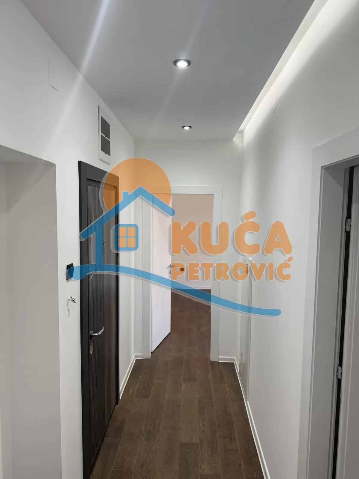 Dvosoban stan, 50 m2, Centar, Generala Milojka Lešjanina ID: i-016895 10