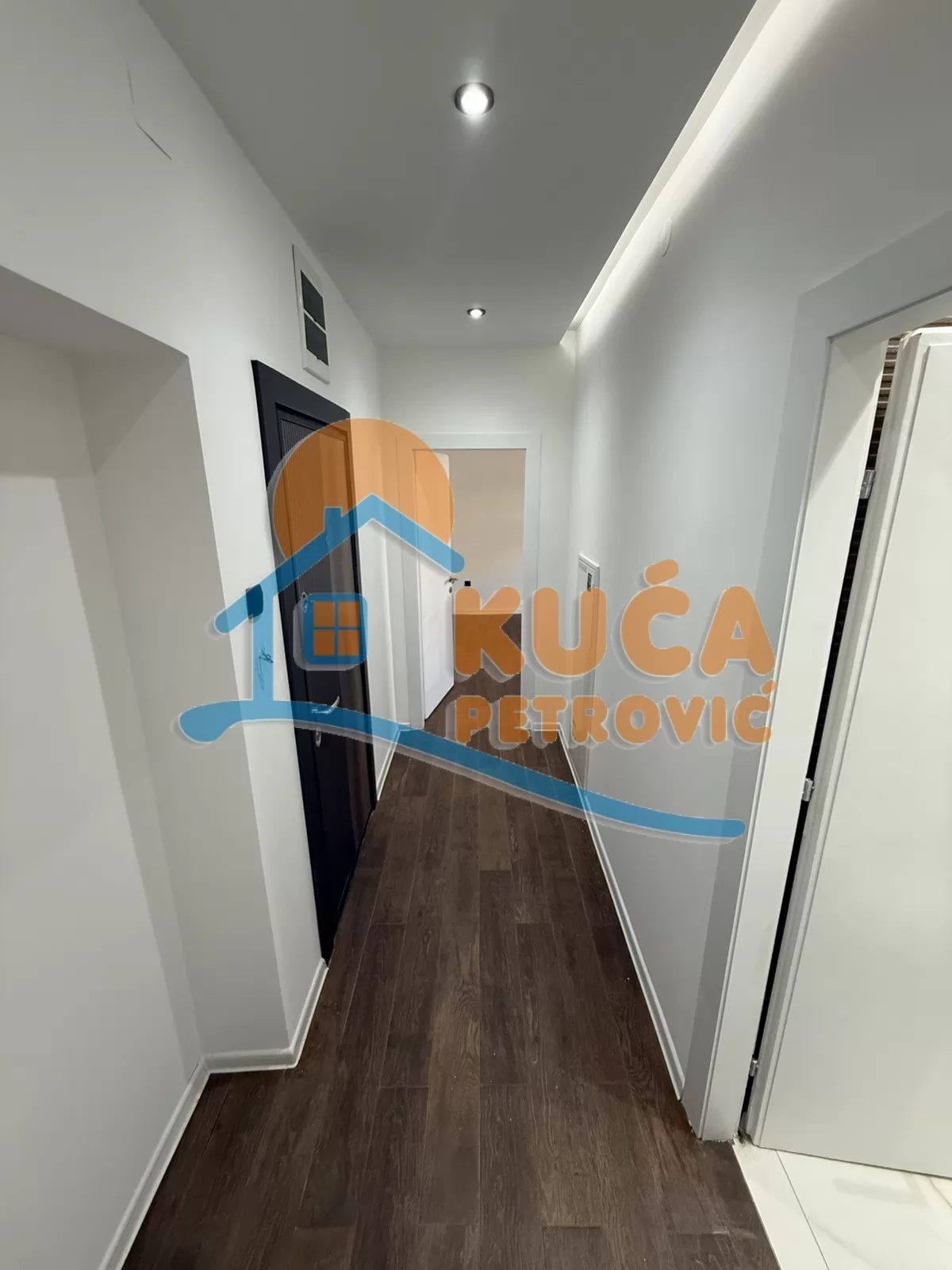 Dvosoban stan, 50 m2, Centar, Generala Milojka Lešjanina ID: i-016895 11