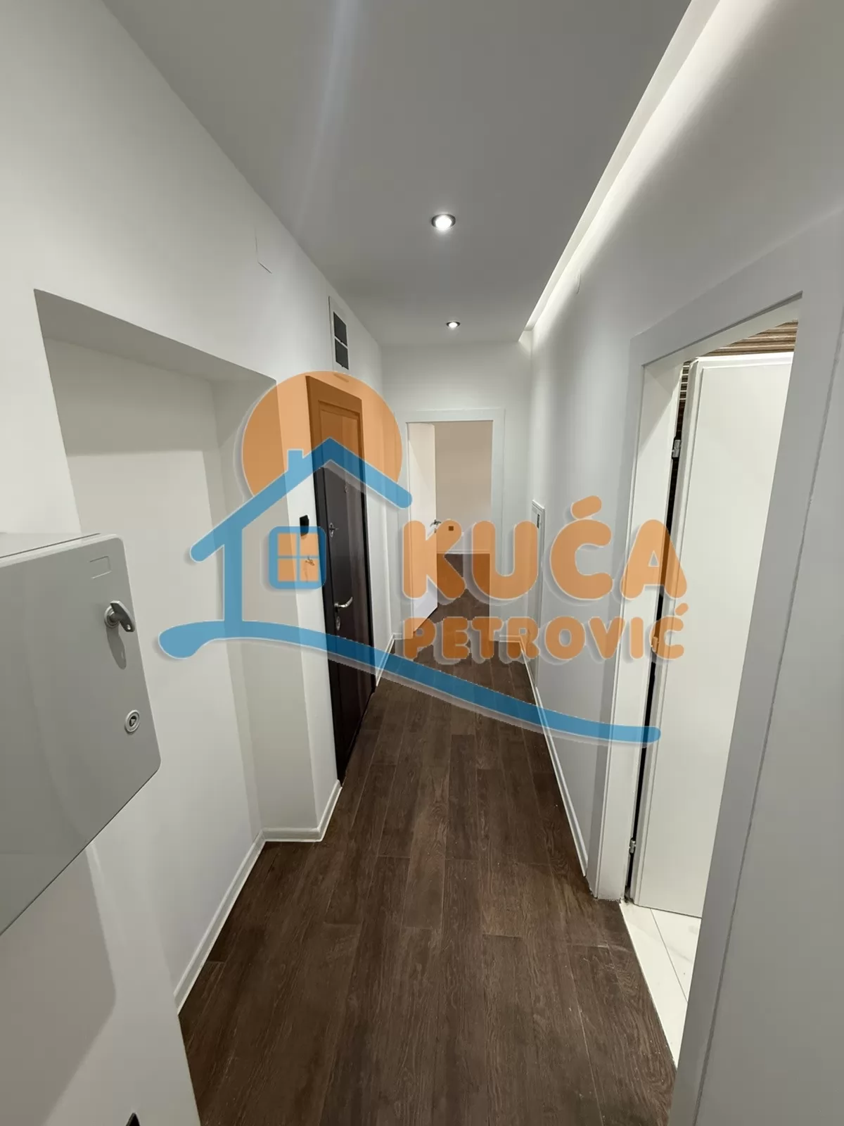 Dvosoban stan, 50 m2, Centar, Generala Milojka Lešjanina ID: i-016895 12