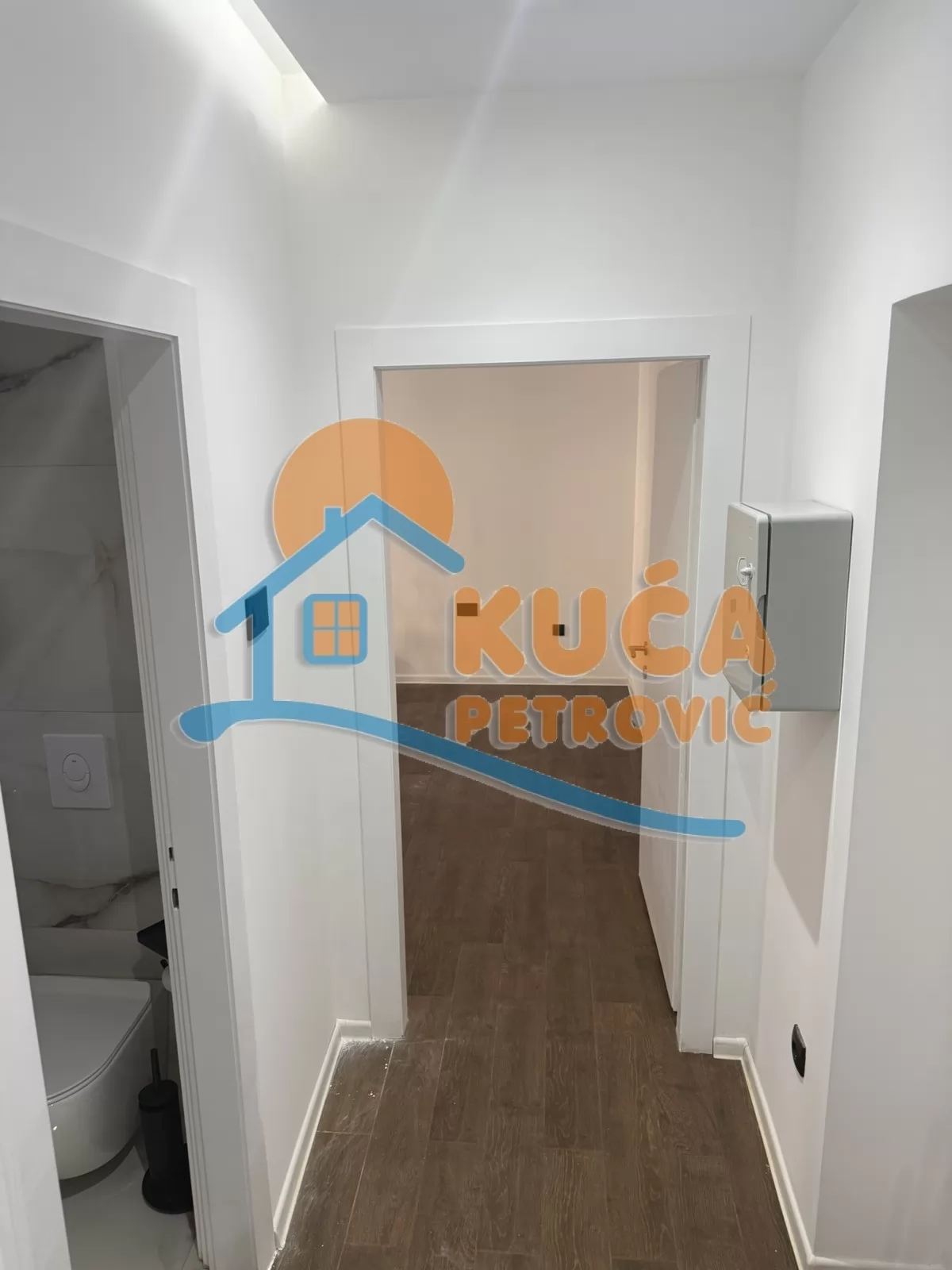 Dvosoban stan, 50 m2, Centar, Generala Milojka Lešjanina ID: i-016895 14