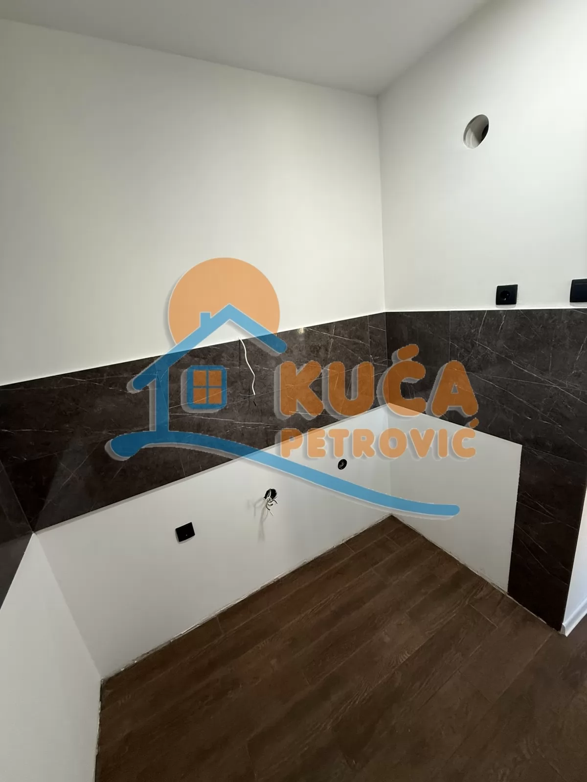 Dvosoban stan, 50 m2, Centar, Generala Milojka Lešjanina ID: i-016895 4