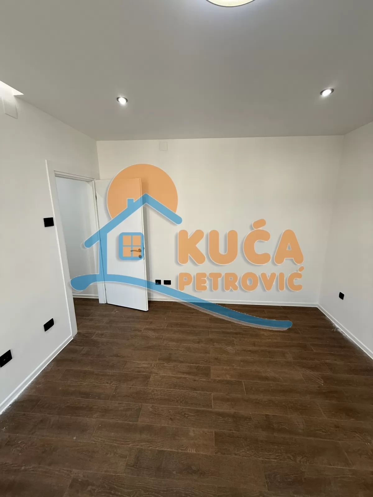 Dvosoban stan, 50 m2, Centar, Generala Milojka Lešjanina ID: i-016895 5