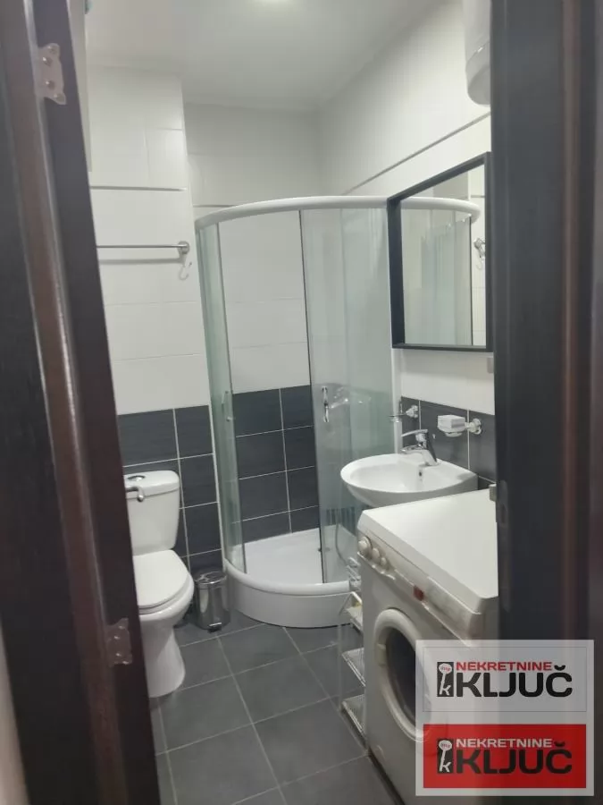 KEJ, Jednosoban stan 24 m², 1. sprat, Namešten 6