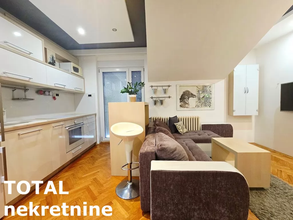 Stan,NOVI SAD,CENTAR,kv: 40.00, € 115000, ID: 1102866 1