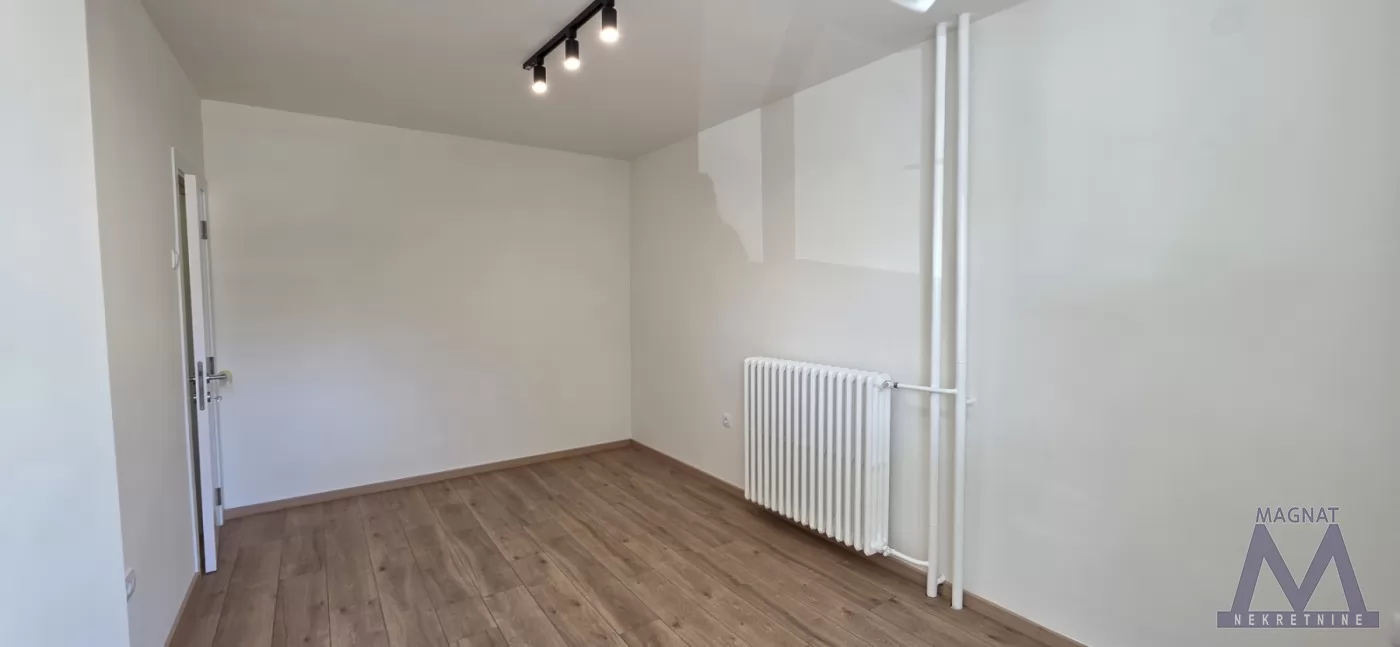 Stan,NOVI SAD,SAJAM,kv: 37, € 123600, ID: 1019400 5