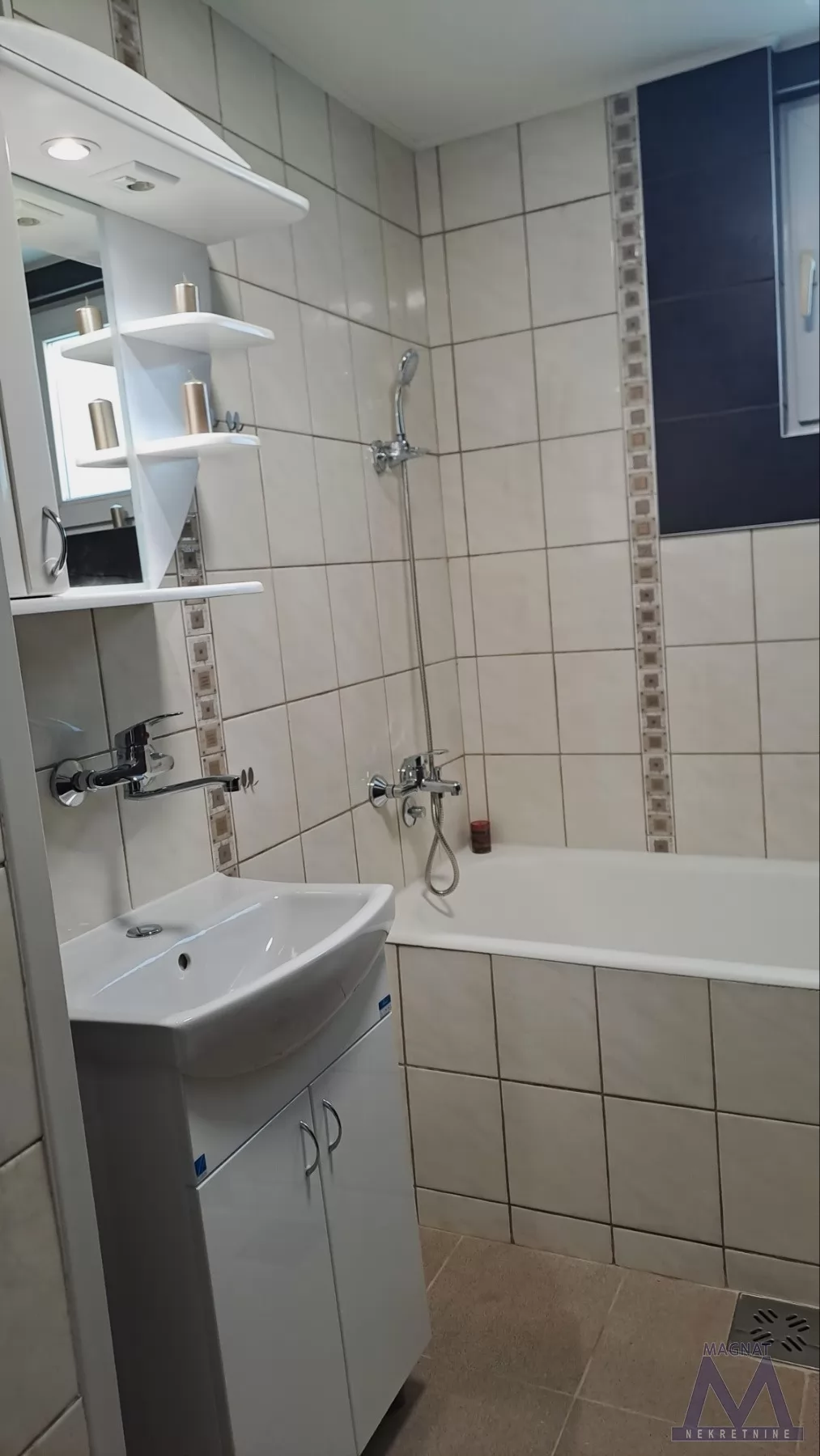 Stan,NOVI SAD,SAJAM,kv: 37, € 123600, ID: 1019400 6