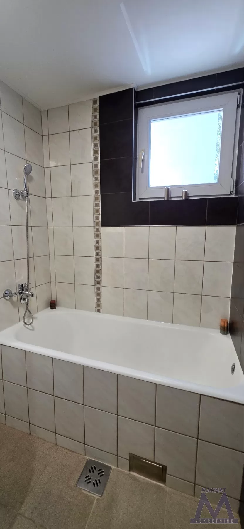 Stan,NOVI SAD,SAJAM,kv: 37, € 123600, ID: 1019400 7