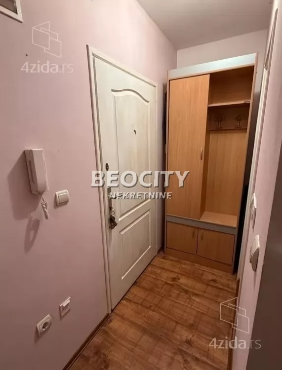 Jednosoban stan, 27 m2, Kanarevo brdo, Vukasovićeva ID: 130896 3