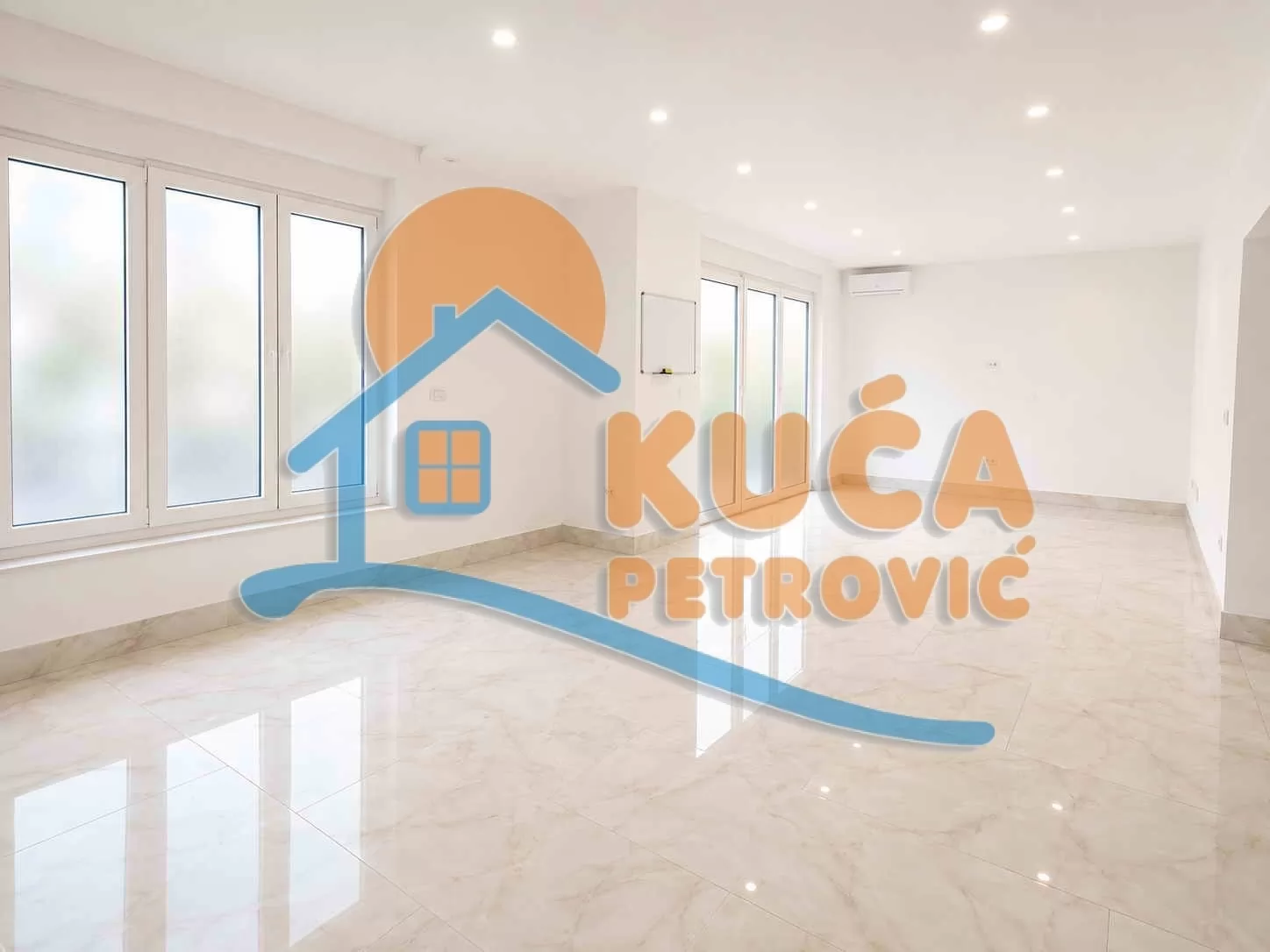 Lokal, 140 m2, Centar, Obrenovićeva ID: i-016890 3