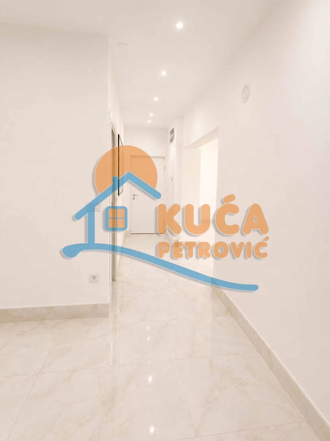 Lokal, 140 m2, Centar, Obrenovićeva ID: i-016890 8