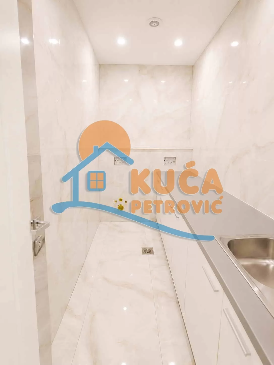 Lokal, 140 m2, Centar, Obrenovićeva ID: i-016890 9