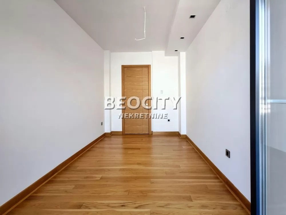 četvorosoban stan, 240 m2, Grbavica ID: 118640 9
