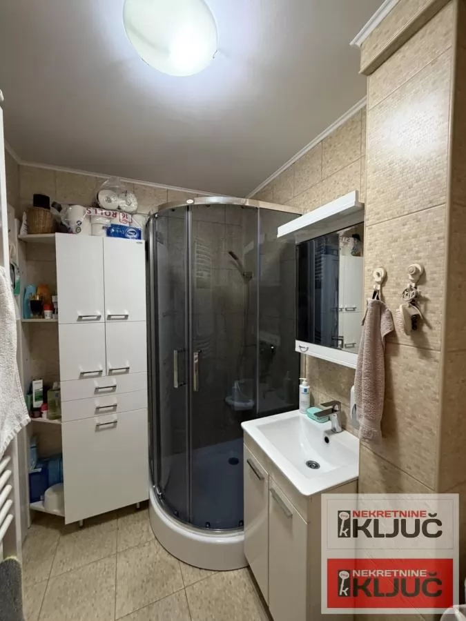 DETELINARA, 47m2, Dvosoban, Renoviran, Namešten 9