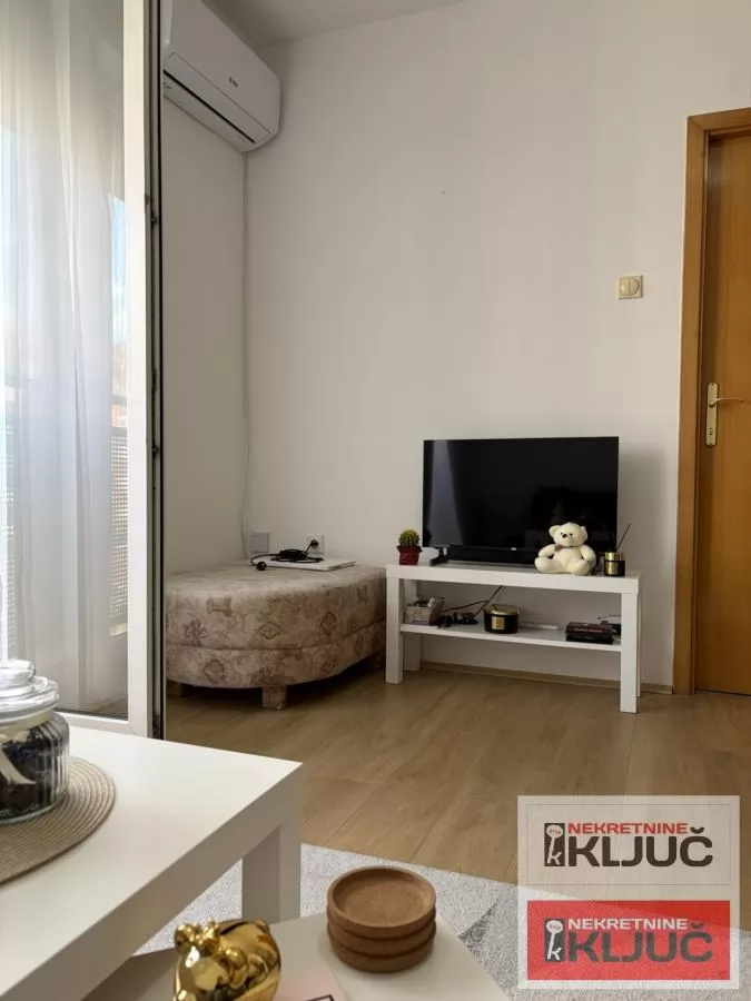 Jednoiposoban stan 35 m², Nova Detelinara, Novi Sad 2