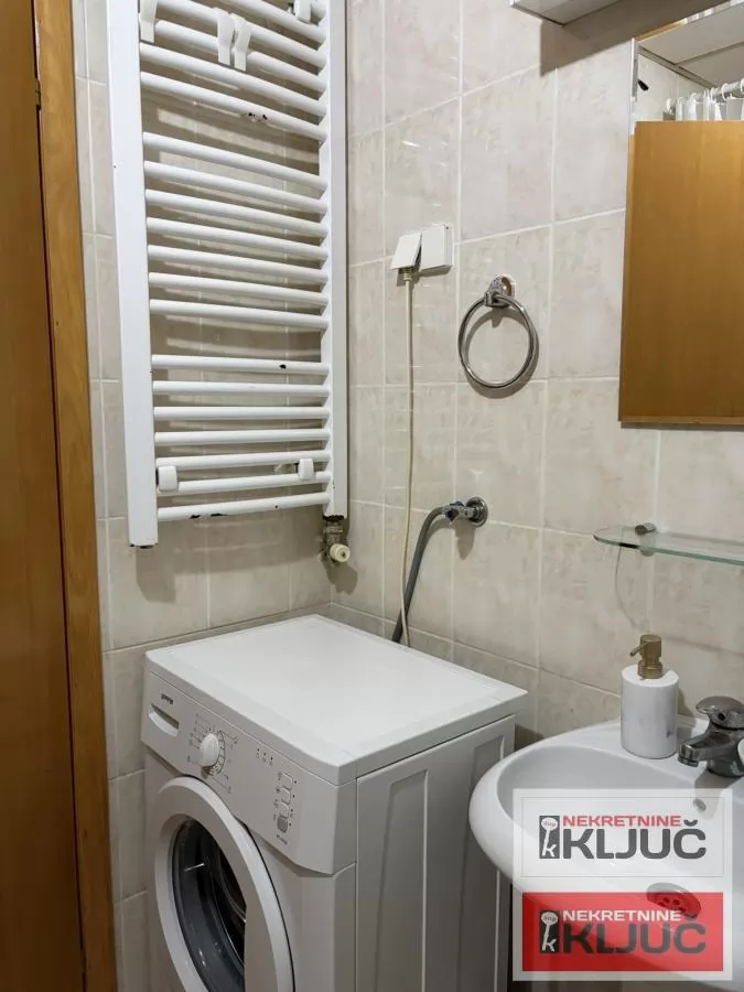 Jednoiposoban stan 35 m², Nova Detelinara, Novi Sad 7