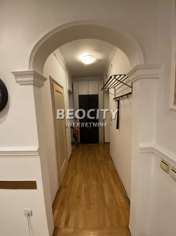 Lokal, 30 m2, Vračar, Bulevar kralja Aleksandra ID: 133787 3