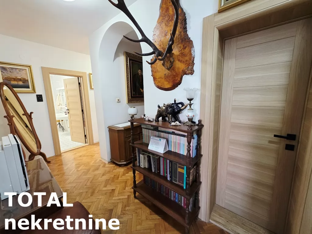 Stan,NOVI SAD,CENTAR,kv: 104.00, € 250000, ID: 1102851 19