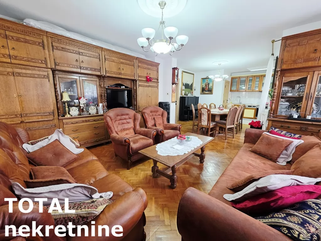 Stan,NOVI SAD,CENTAR,kv: 104.00, € 250000, ID: 1102851 3