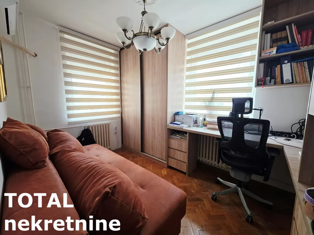 Stan,NOVI SAD,CENTAR,kv: 104.00, € 250000, ID: 1102851 8