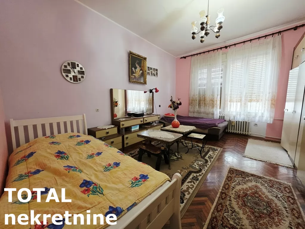 Stan,NOVI SAD,CENTAR,kv: 71.00, € 200000, ID: 1101947 11