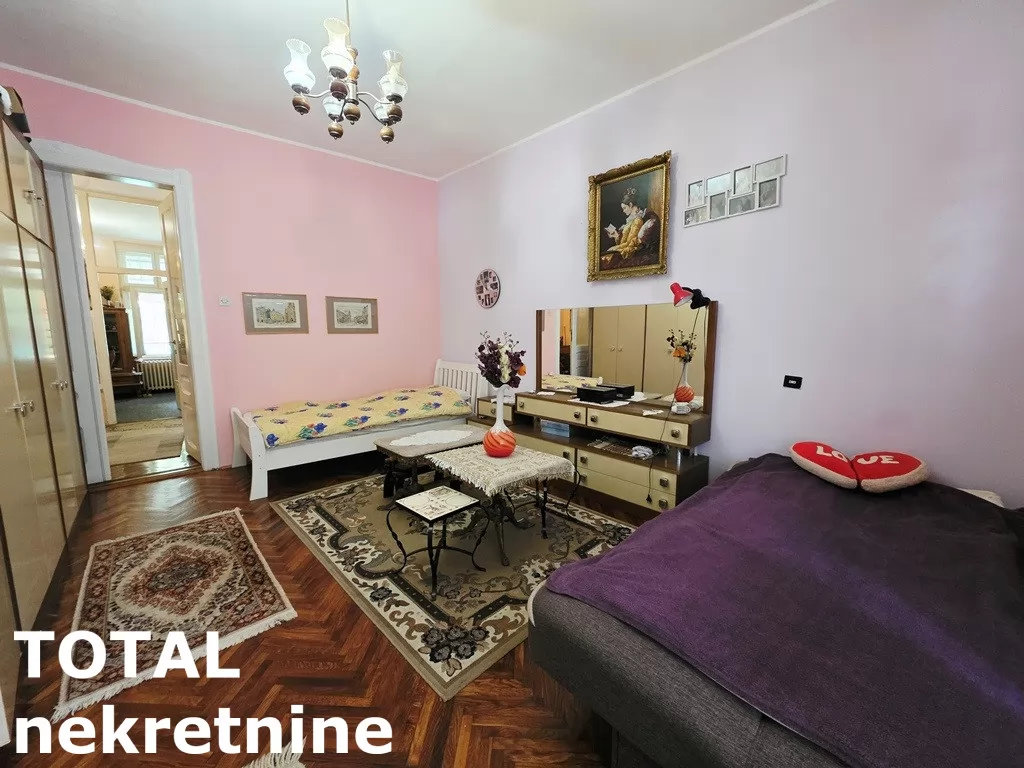 Stan,NOVI SAD,CENTAR,kv: 71.00, € 200000, ID: 1101947 12