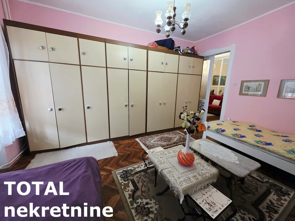 Stan,NOVI SAD,CENTAR,kv: 71.00, € 200000, ID: 1101947 13