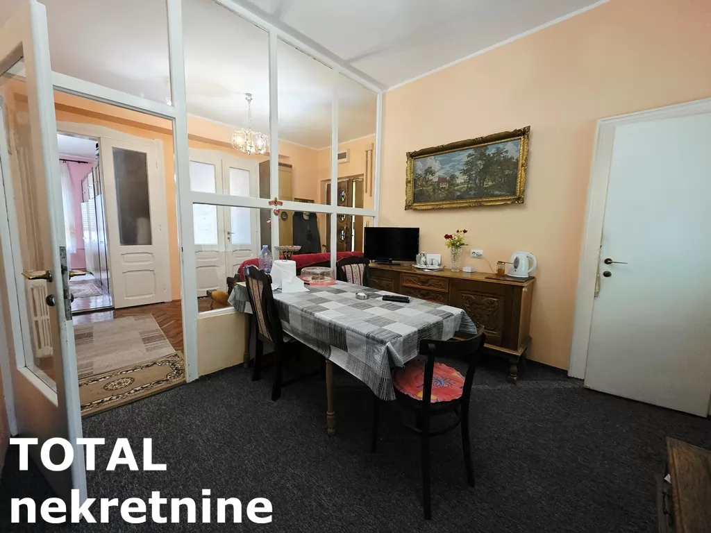 Stan,NOVI SAD,CENTAR,kv: 71.00, € 200000, ID: 1101947 4