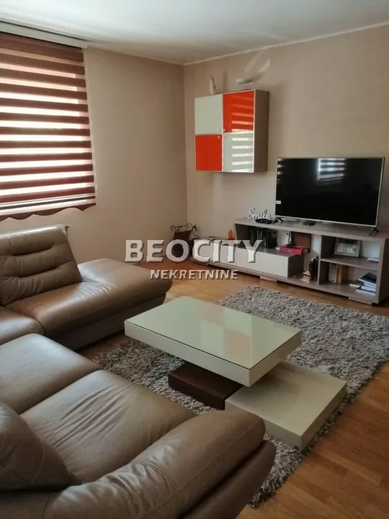 Trosoban stan, 100 m2, Novo naselje, Aleksandra Popovića ID: 85116 2