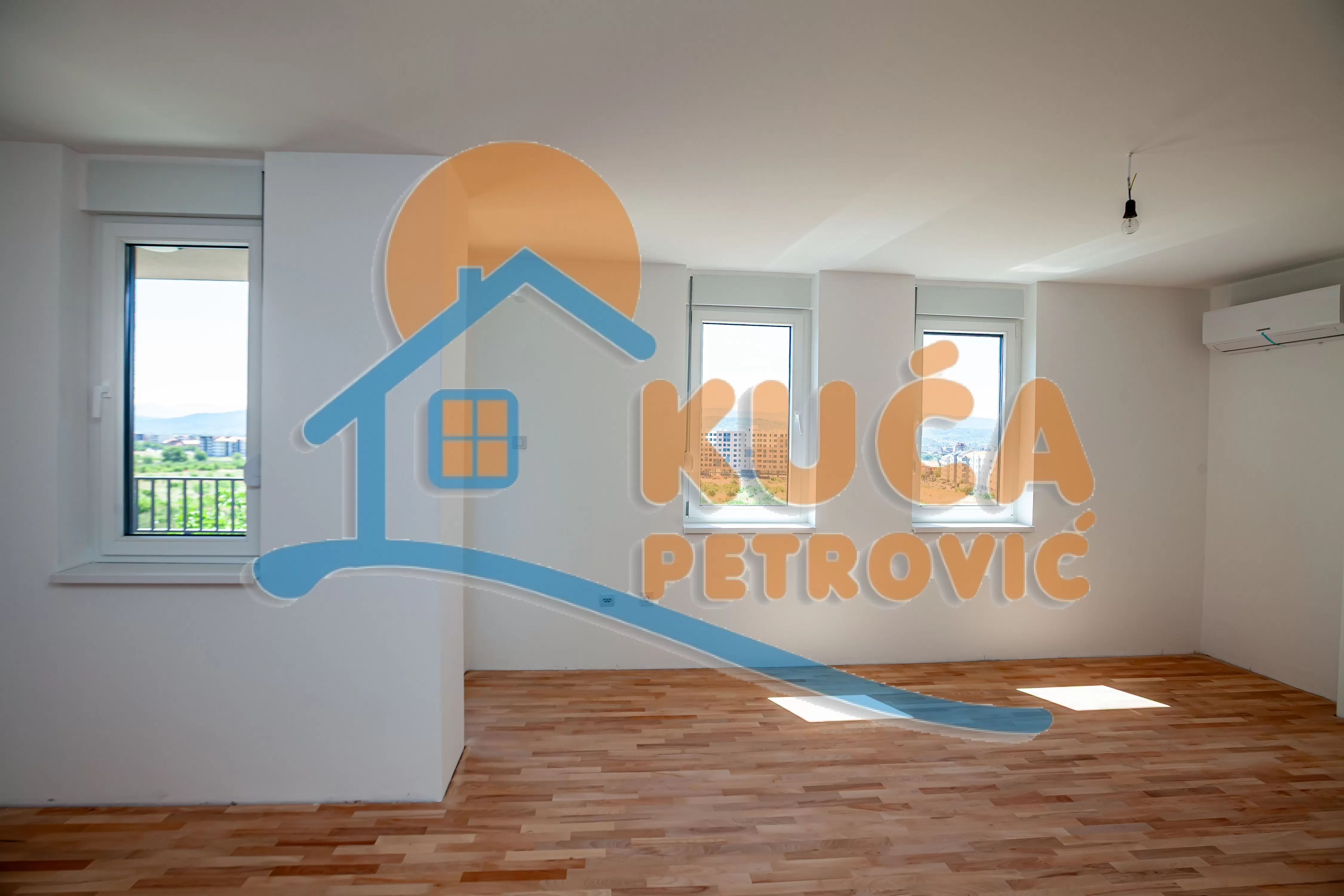 Trosoban stan, 76.5 m2, Pantelej, Gornjomatejevačka ID: p-016904 1