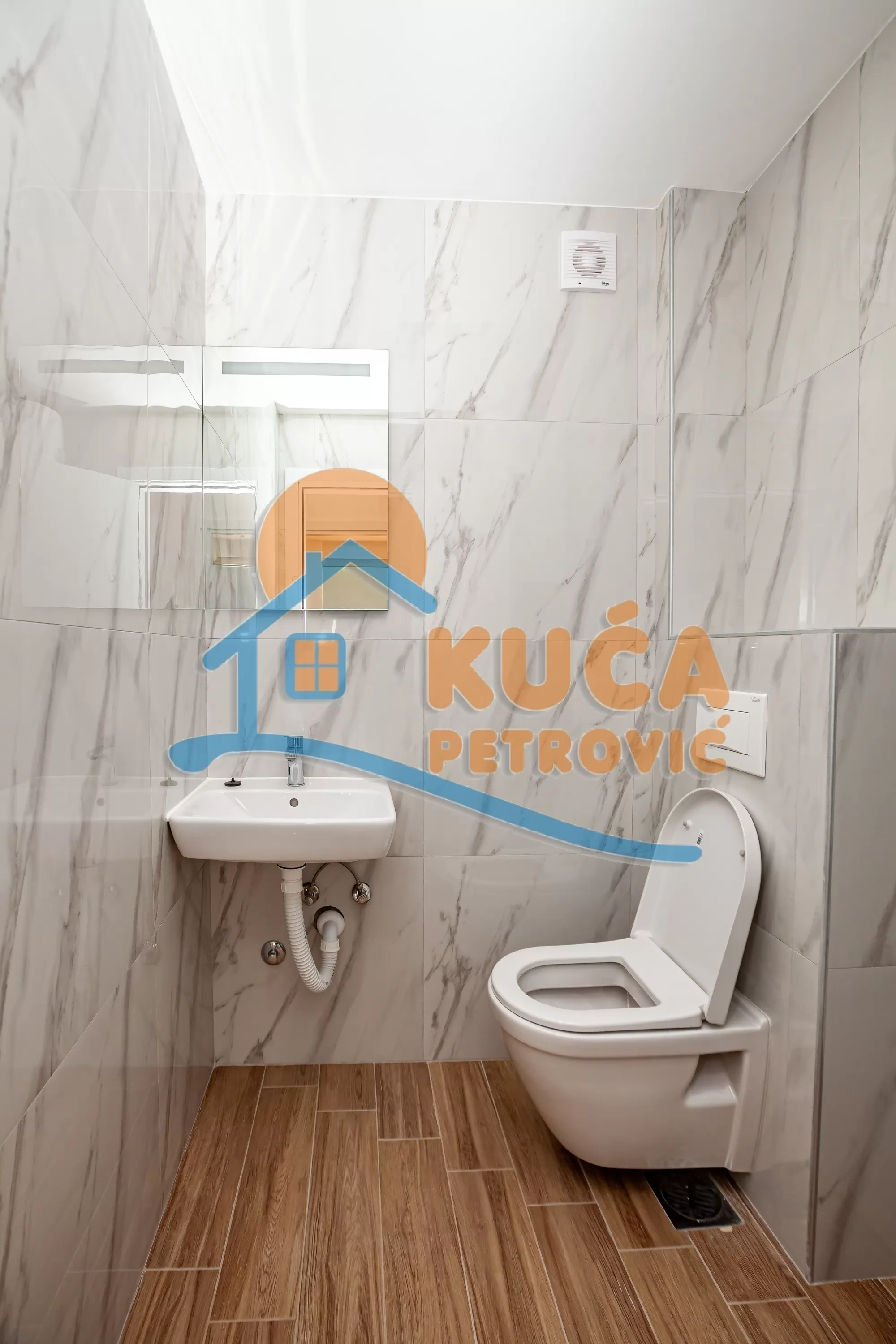 Trosoban stan, 76.5 m2, Pantelej, Gornjomatejevačka ID: p-016904 15