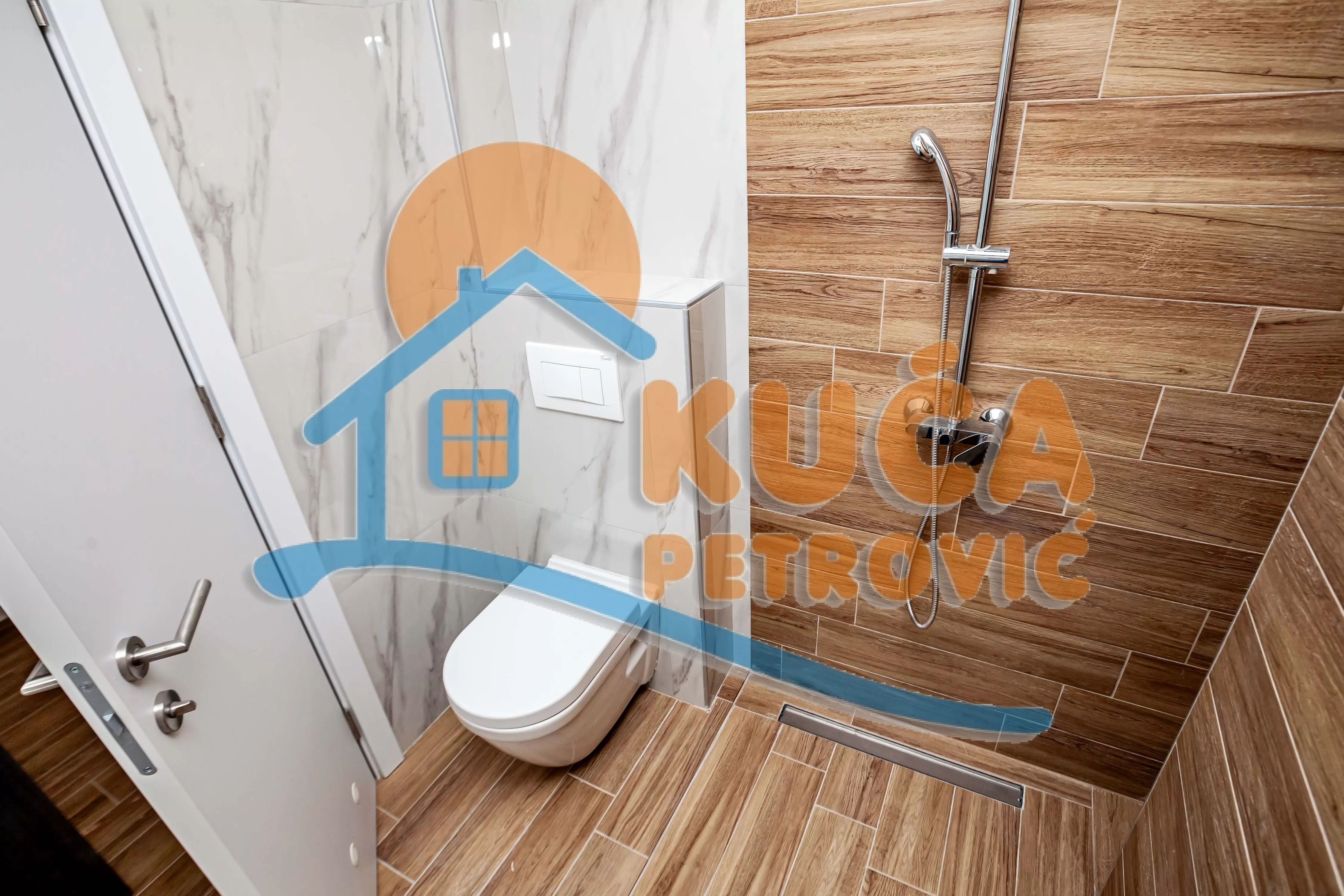 Trosoban stan, 76.5 m2, Pantelej, Gornjomatejevačka ID: p-016904 17