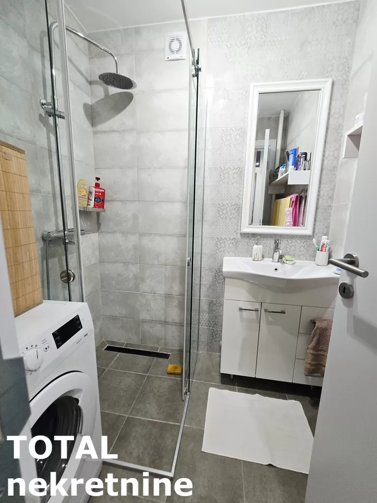 Stan,NOVI SAD,BULEVAR,kv: 76.00, € 220000, ID: 1102857 16