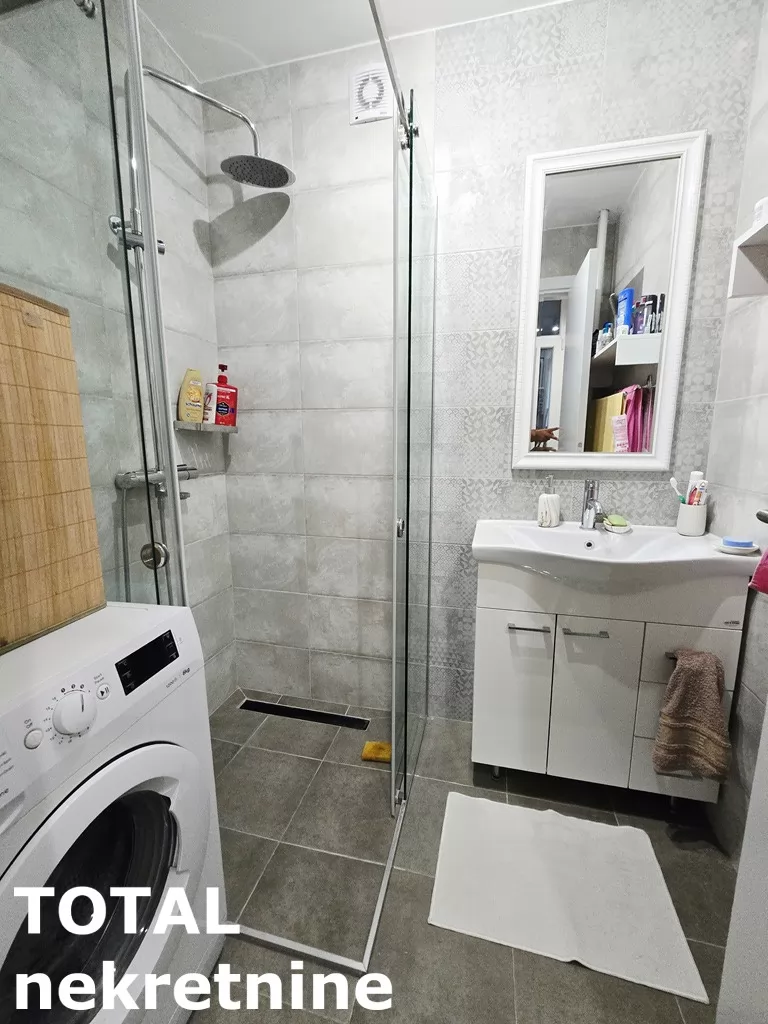 Stan,NOVI SAD,BULEVAR,kv: 76.00, € 220000, ID: 1102857 17
