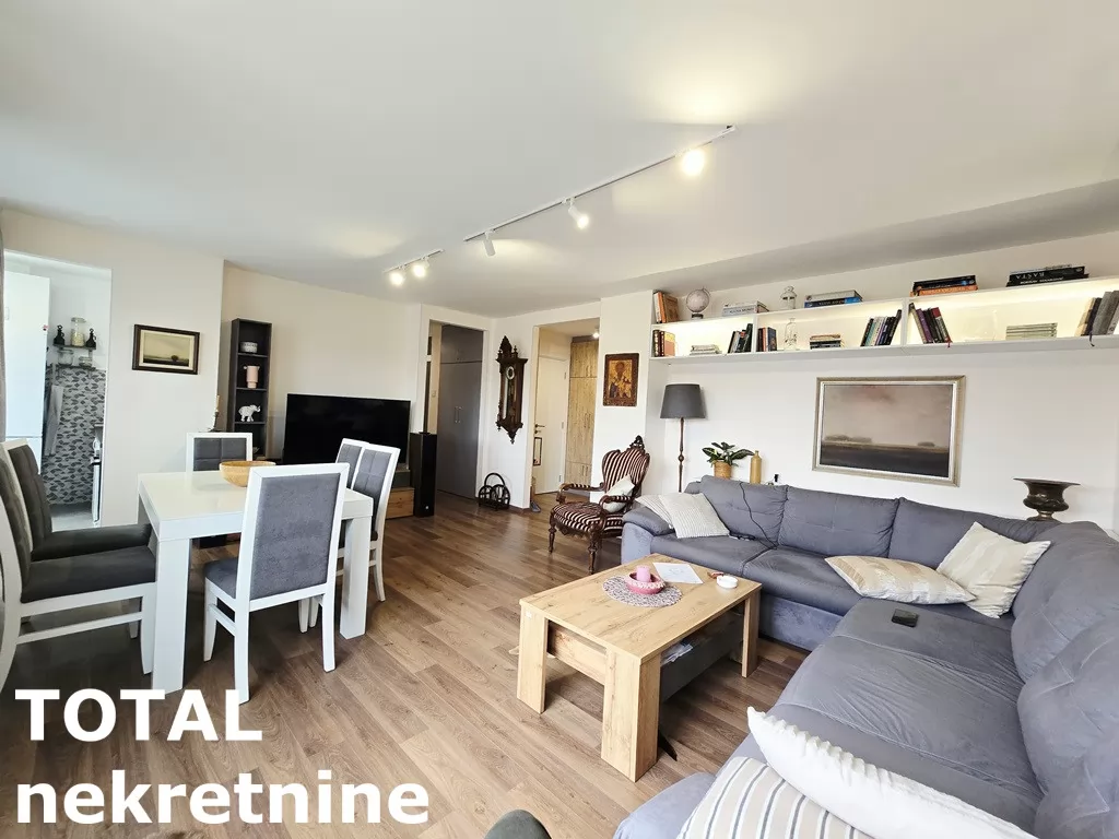 Stan,NOVI SAD,BULEVAR,kv: 76.00, € 220000, ID: 1102857 7