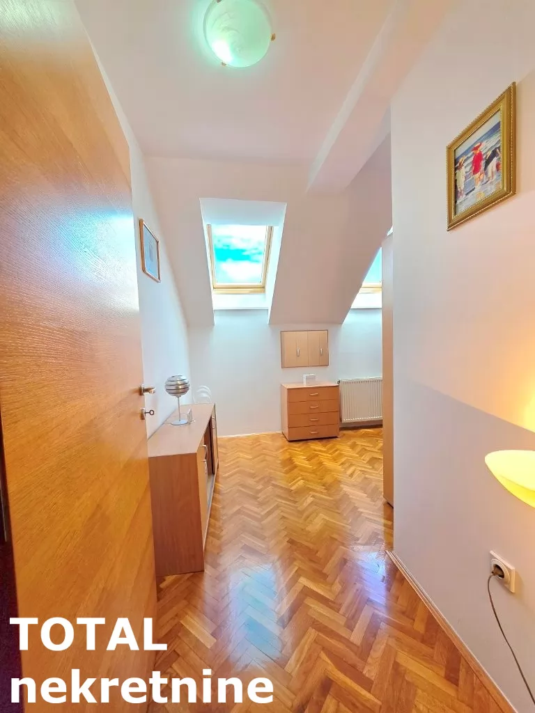 Stan,NOVI SAD,NOVA DETELINARA,kv: 81.00, € 194400, ID: 1102622 17