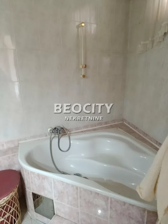 Trosoban stan, 96 m2, Novi Sad ID: 133779 8