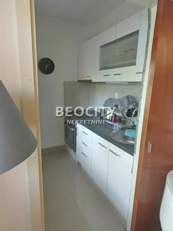Dvosoban stan, 50 m2, Šumice, Ustanička ID: 133641 5